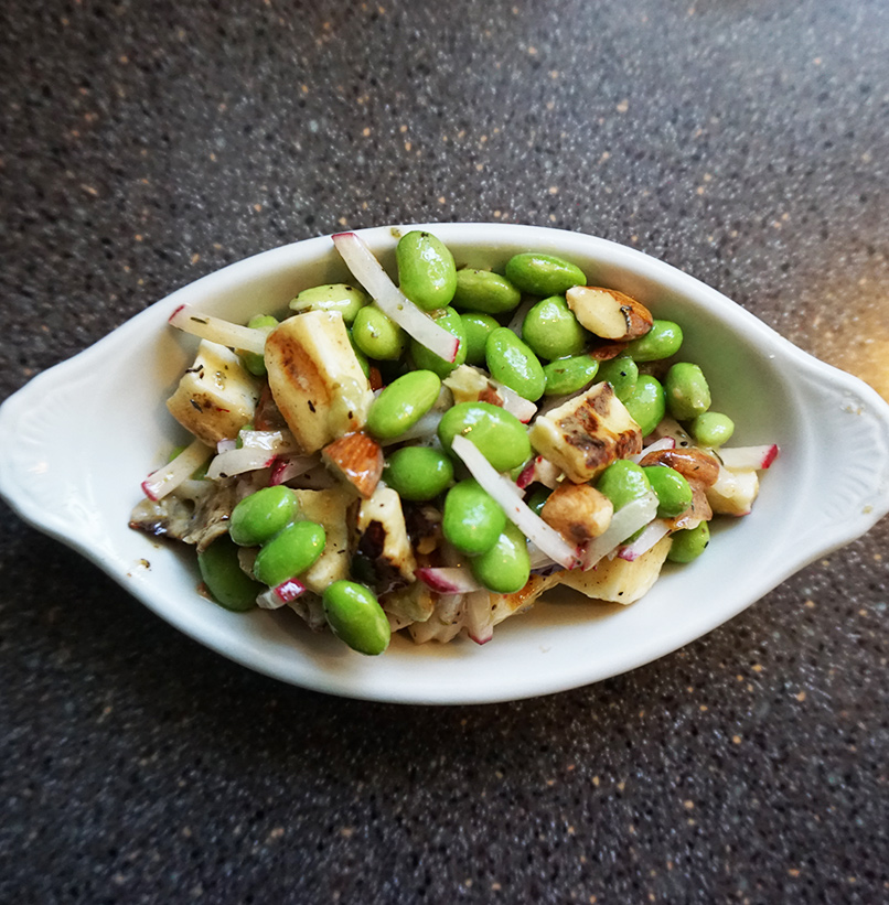 Grilled halloumi and edamame salad Bijoux & Bits