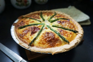 Brie and bacon quiche recipe from @bijouxandbits