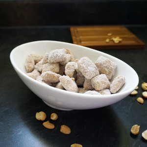 Healthier peanut butter puppy chow from @bijouxandbits