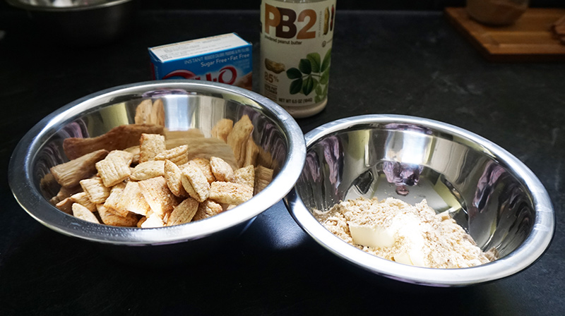 Healthier peanut butter puppy chow from @bijouxandbits