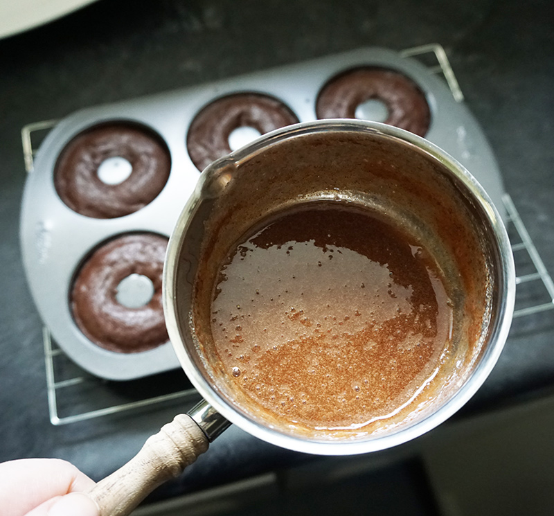 Mexican hot chocoloate brownie donutes recipe from @bijouxandbits