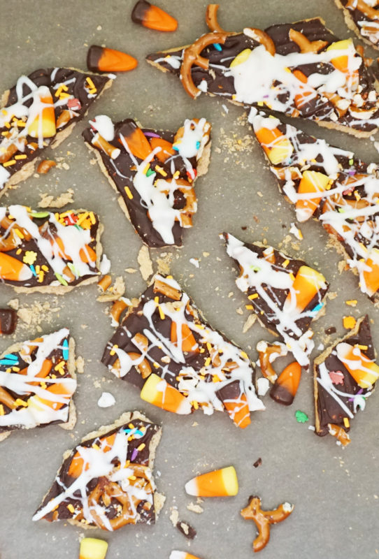 Halloween trash bark