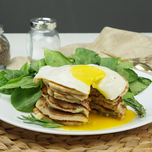 Savory sun-dried tomato pancakes recipe from @bijouxandbits