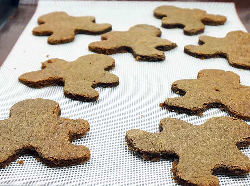 Gingerbread wookiee cookies from @bijouxandbits