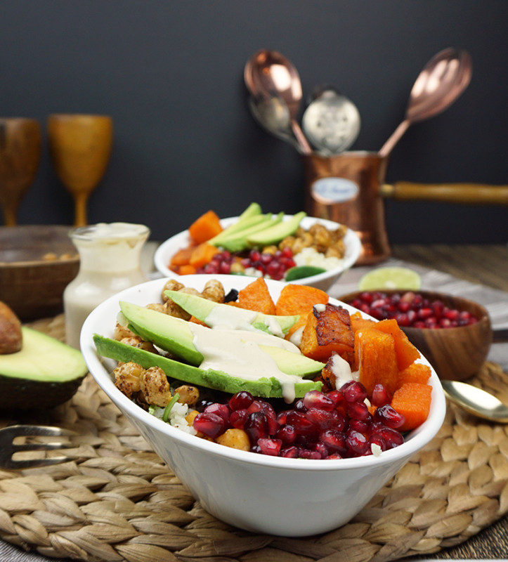 Vegan buddha bowl recipe from @bijouxandbits