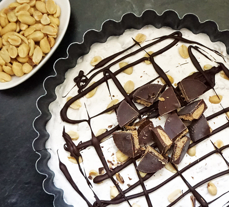 Peanut butter cup pie from @bijouxandbits #pie #nobake