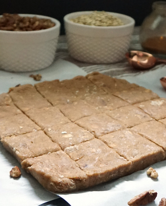 Apple pecan pie protein bites Bijoux & Bits