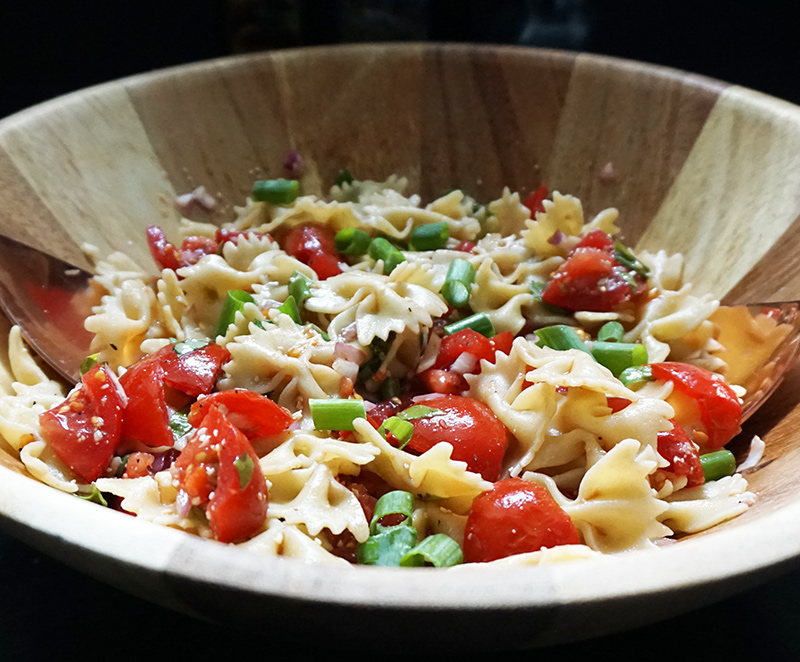 Bruschetta pasta salad from @bijouxandbits #italian #pasta