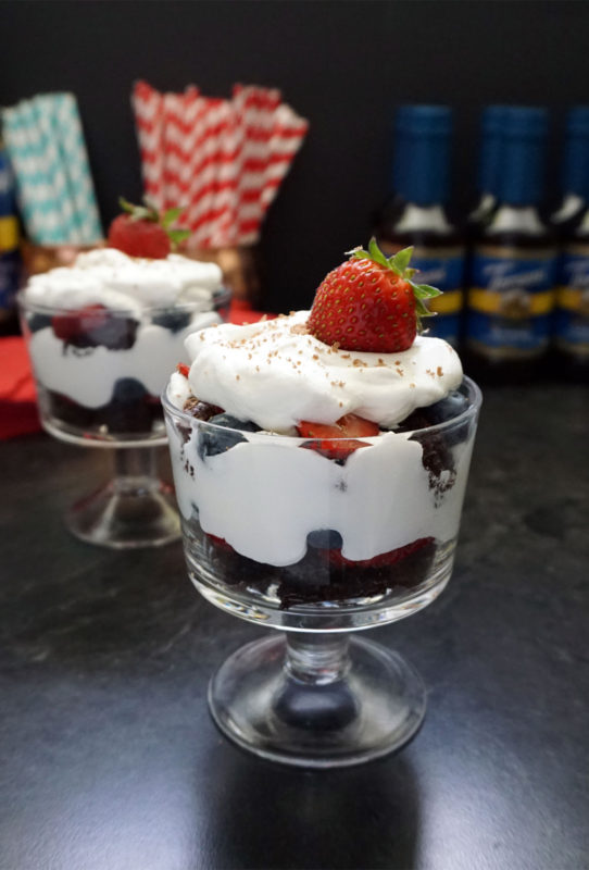 Berry brownie trifle and grasshopper juleps (Kentucky Derby nibbles!)