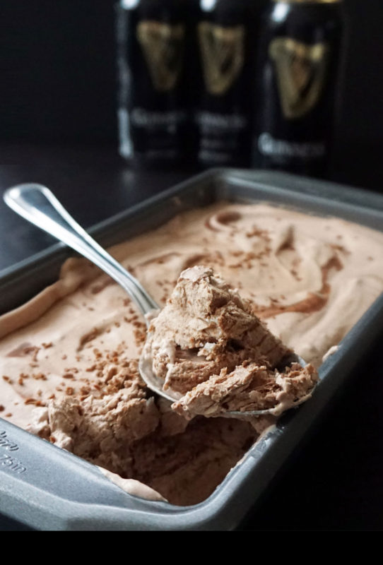 Guinness chocolateno-churn ice cream from @bijouxandbits