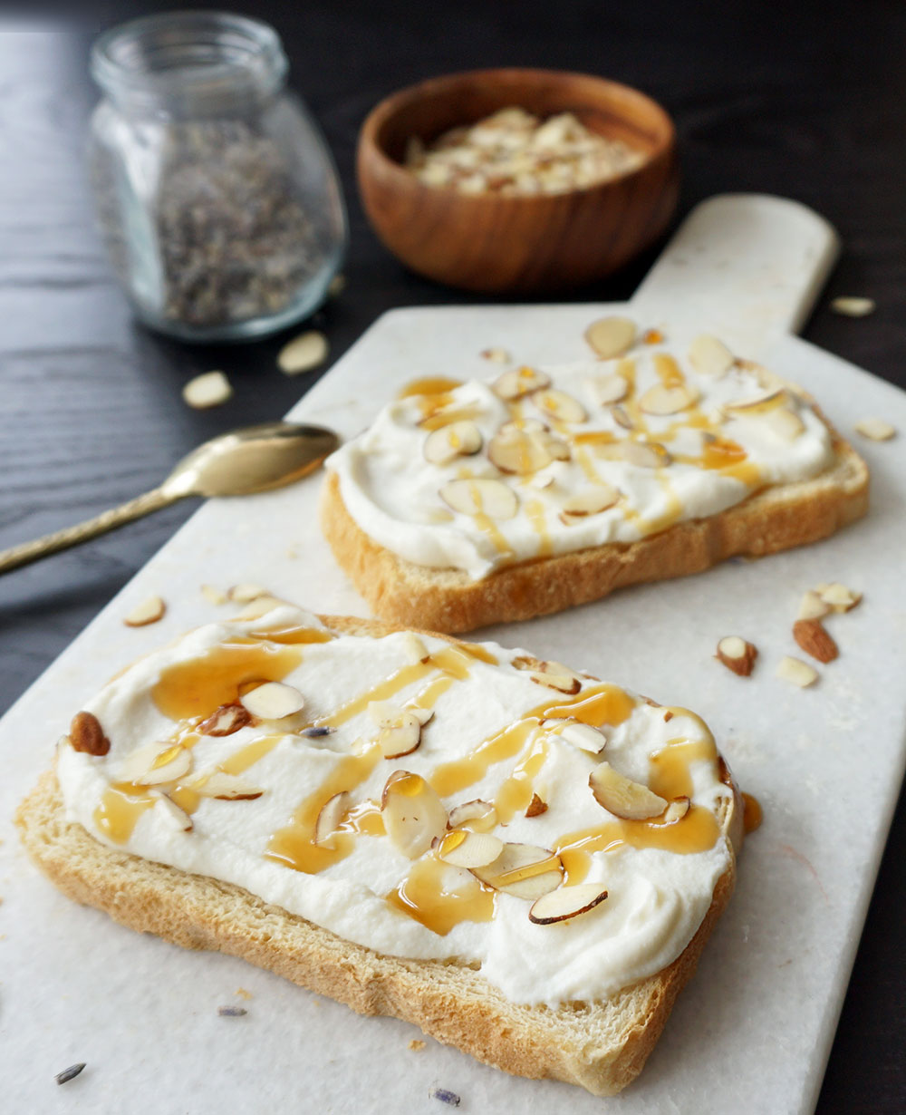 Lavender almond ricotta breakfast toast from @bijouxandbits