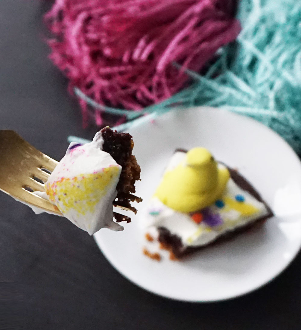 Marshmallow Peeps brownie s'mores pie (the easy way) from @bijouxandbits