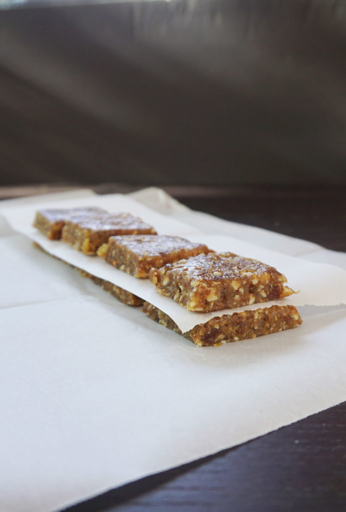 Easy nut and date bars (homemade Lara bars!)
