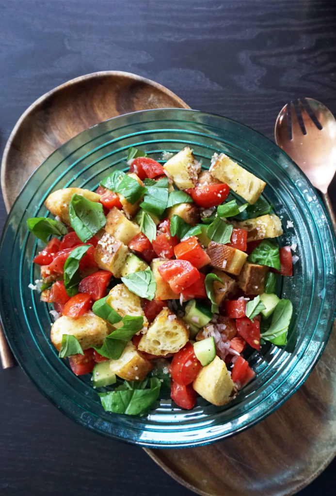 Panzanella salad from @bijouxandbits