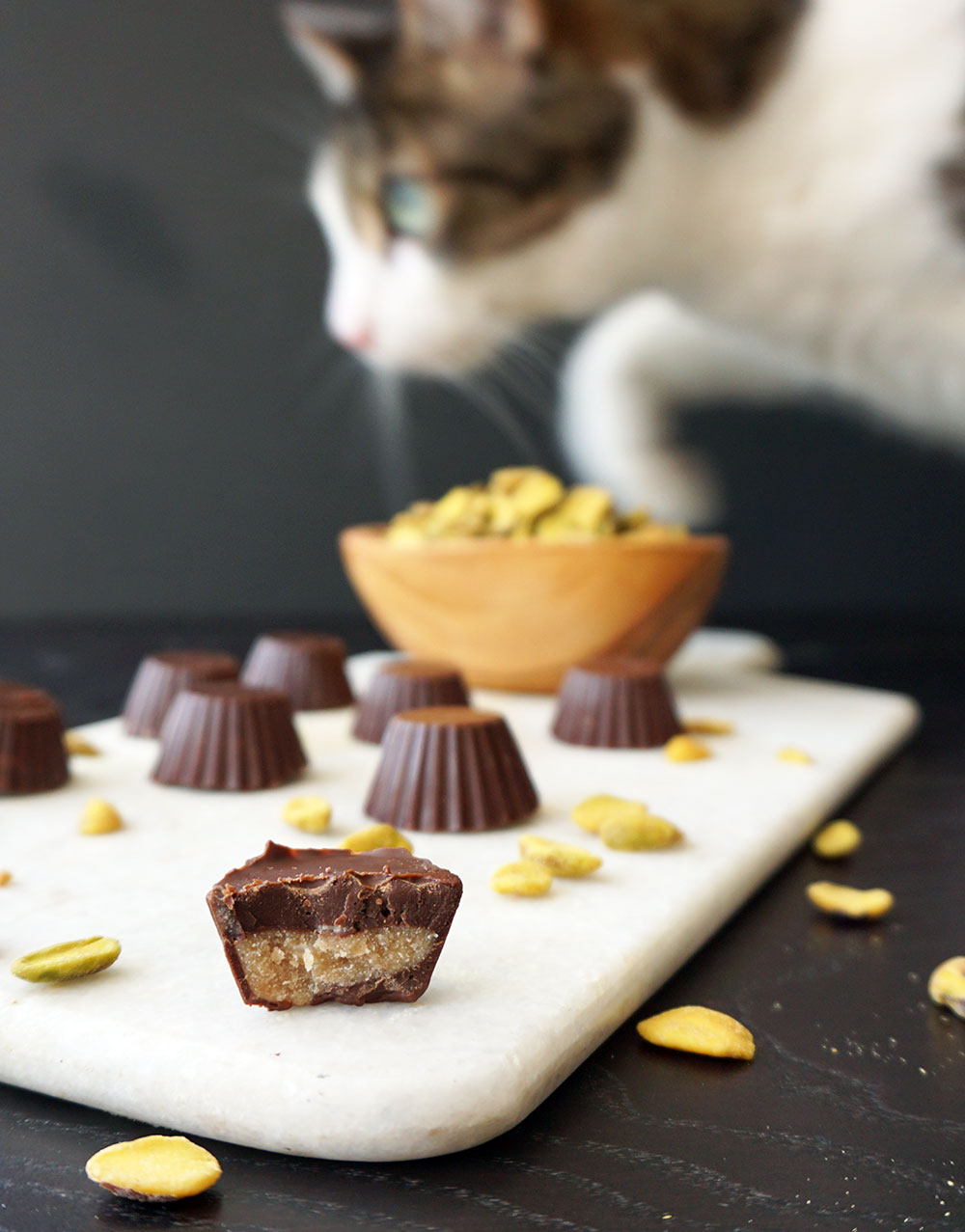 Pistachio toffee cups