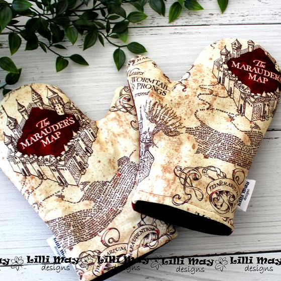 Marauders map oven mits